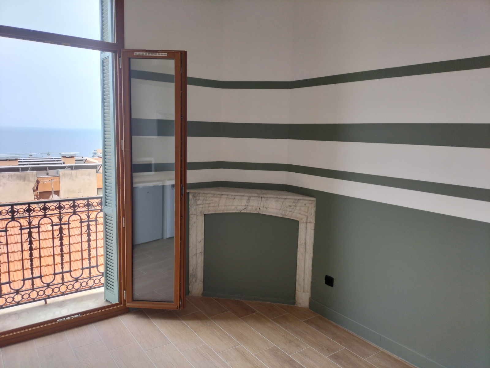 Image_, Studio, Beausoleil, ref :LST180007978