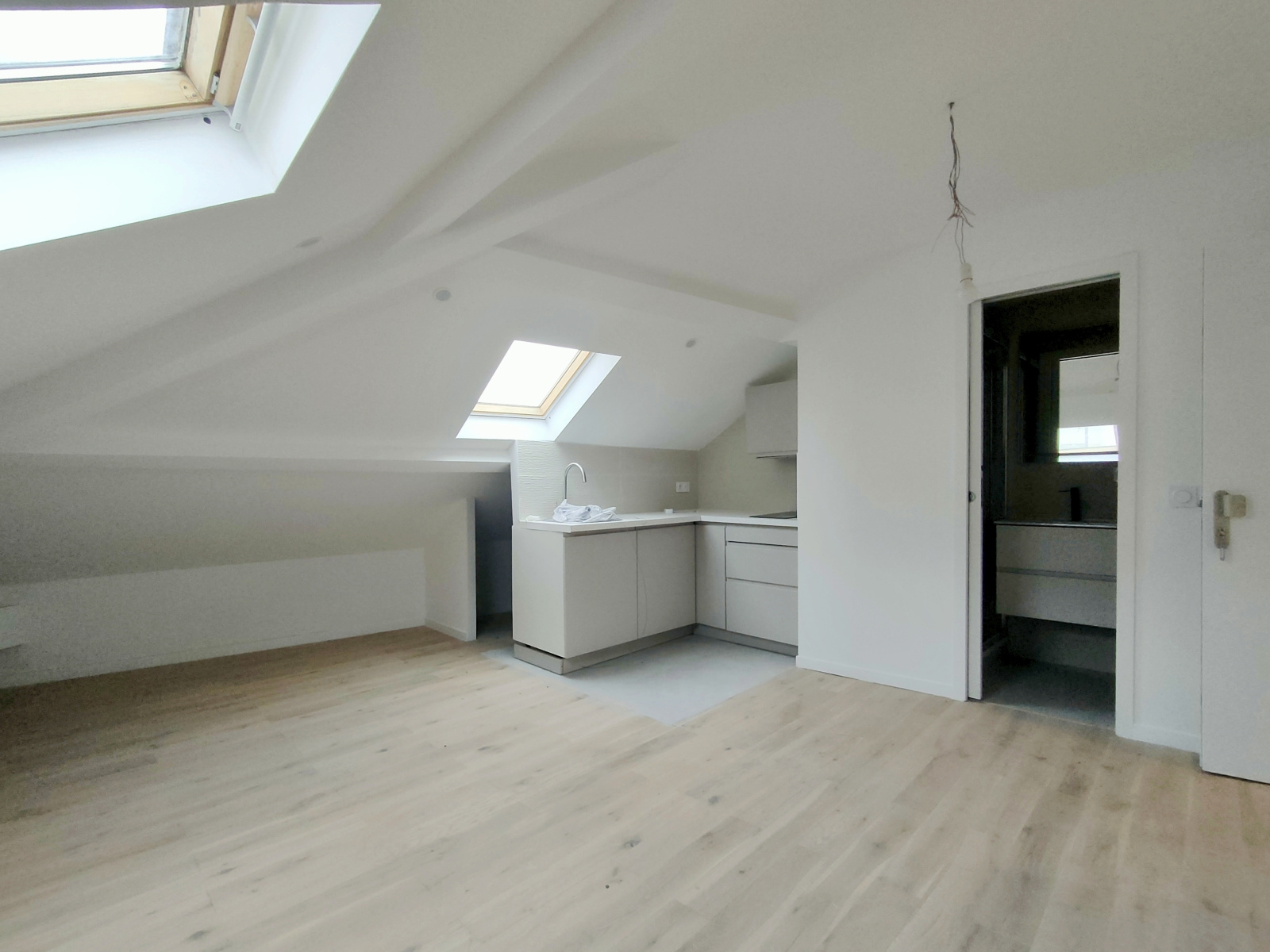 Image_, Studio, Nice, ref :VST120008046