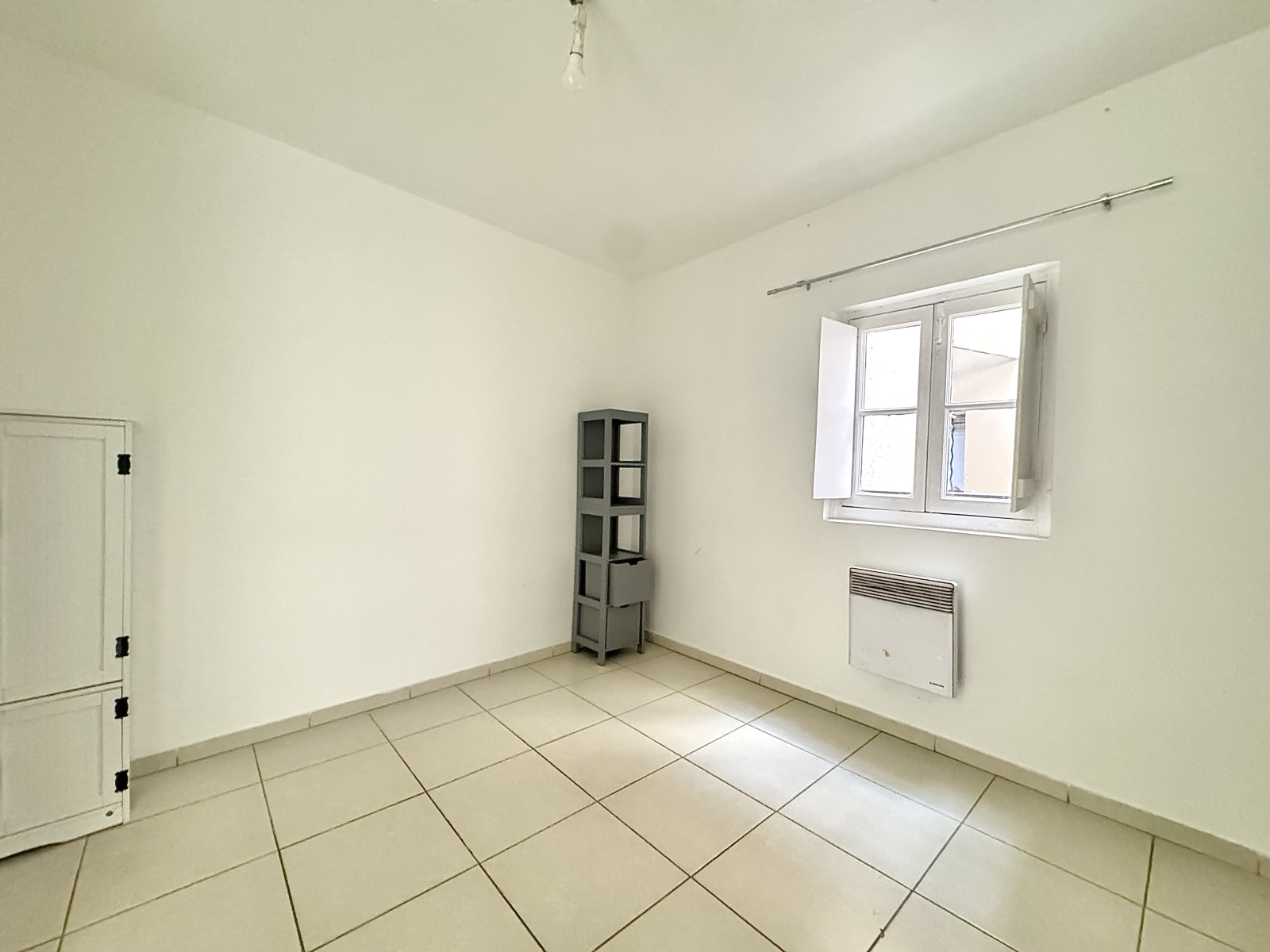 Image_, Immeuble, Saint-Laurent-du-Var, ref :VIM250007995